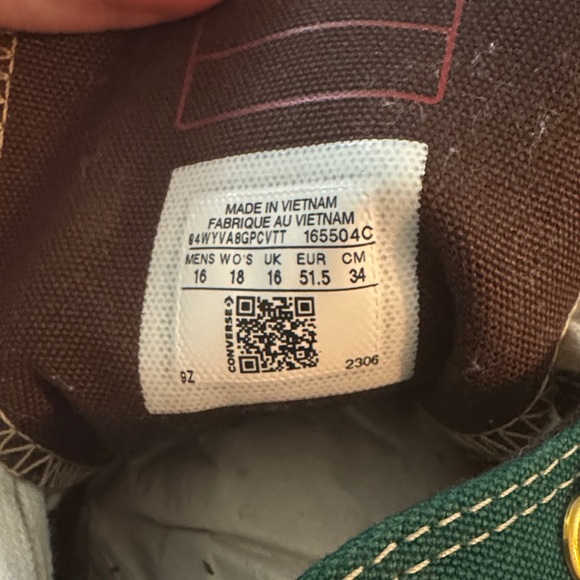 Converse Men's Green and Red High-Tops - Picture 5 of 6